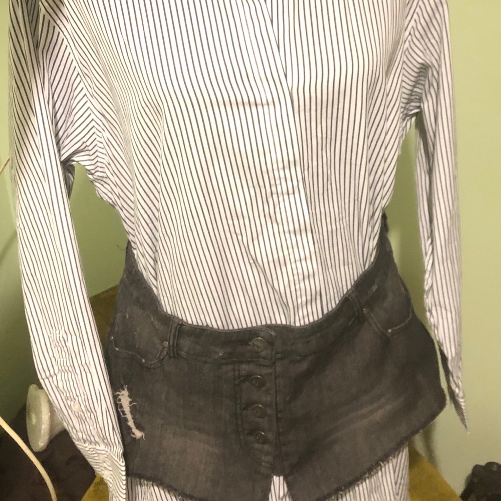 Kendall and Kylie button-down T-shirt  skirt dress